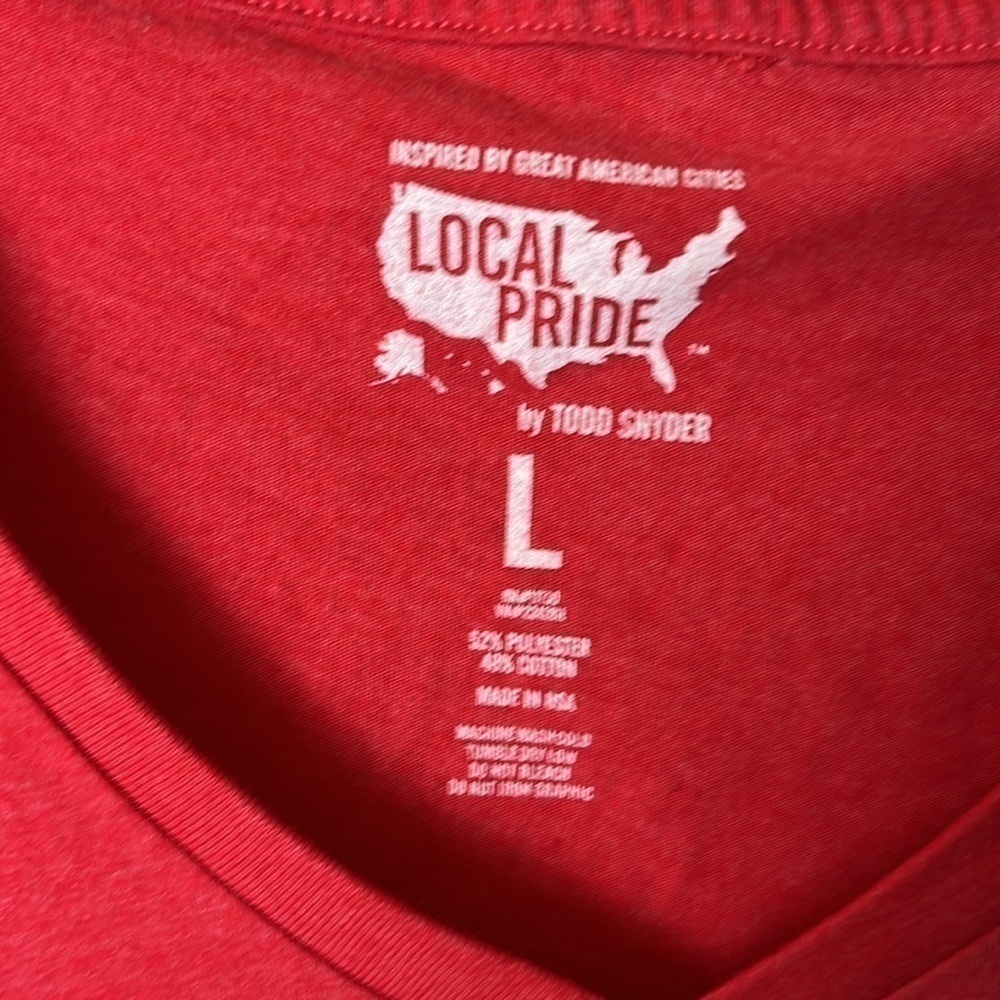 🌸 Local Pride San Francisco top tee. Size large. - Picture 4 of 7